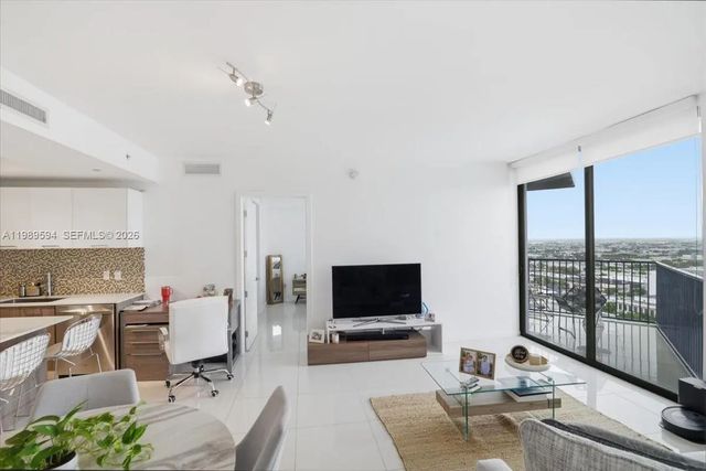 5 of 63 - 5300 Paseo Boulevard #1803, Doral, FL
