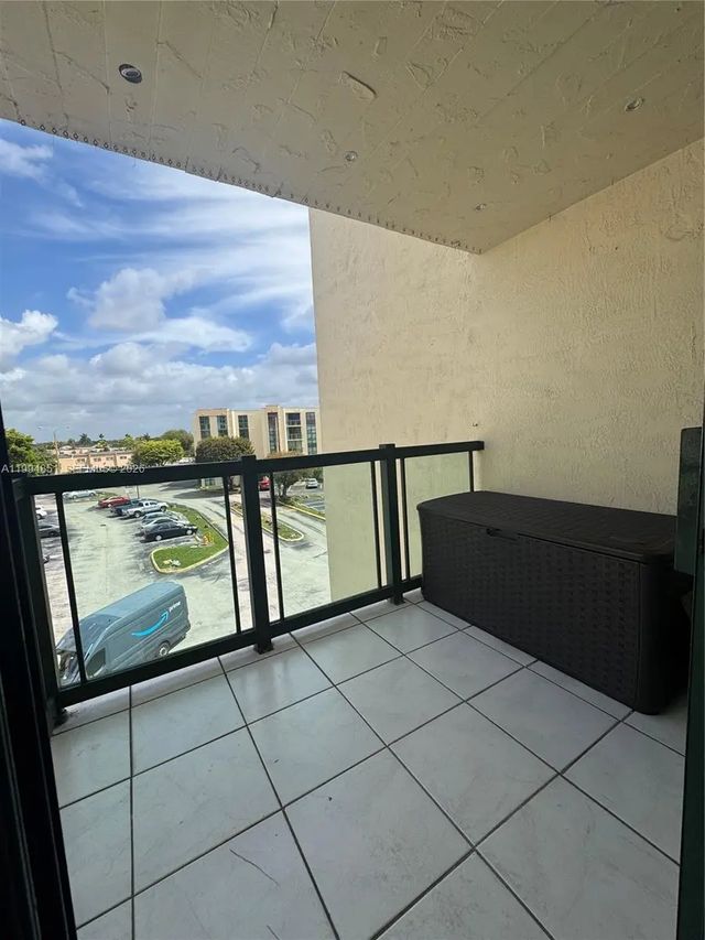 3 of 18 - 2055 Sw 122nd Avenue #403, Miami, FL