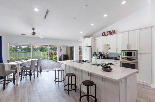 Photo of Listing #B26012546