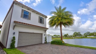 Photo of Listing #B26011487