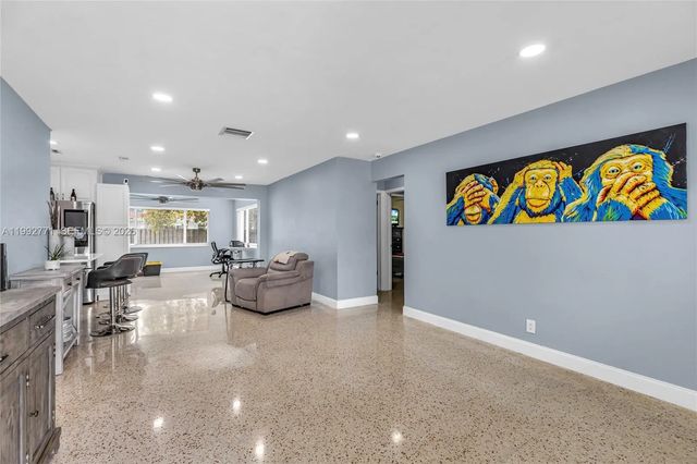 2 of 31 - 819 N 32nd Avenue, Hollywood, FL