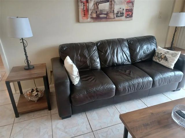 5 of 17 - 1391 S Ocean Boulevard #105, Pompano Beach, FL