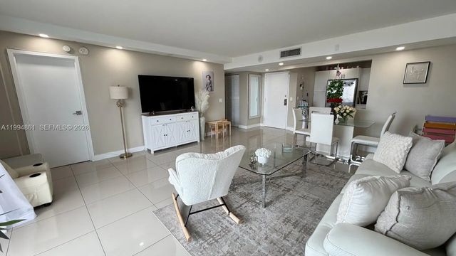 13499 Biscayne Boulevard #805, North Miami