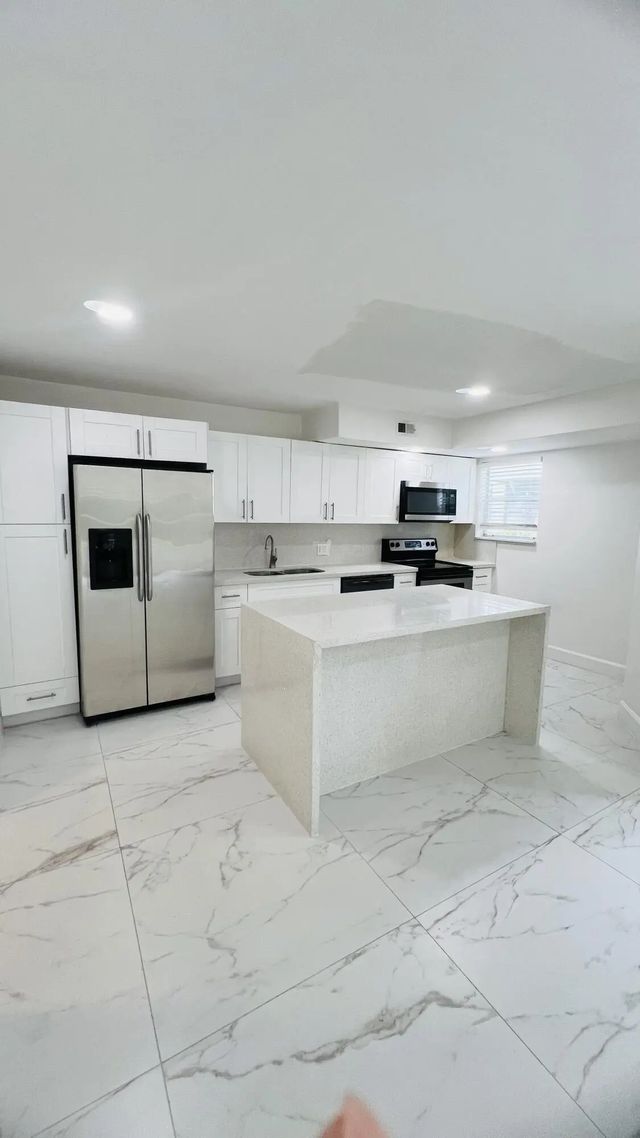1401 Village Boulevard #2012, West Palm Beach