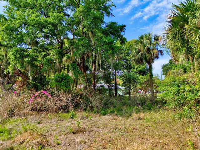 3 of 12 - 1202 Australian Avenue, Fort Pierce, FL