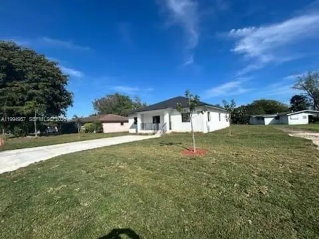 1468 Nw 100th Street, Miami
