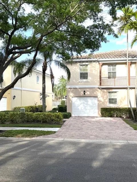 Photo of Listing #B26011136