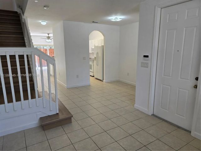1575 Ne 33rd Avenue #104-9, Homestead