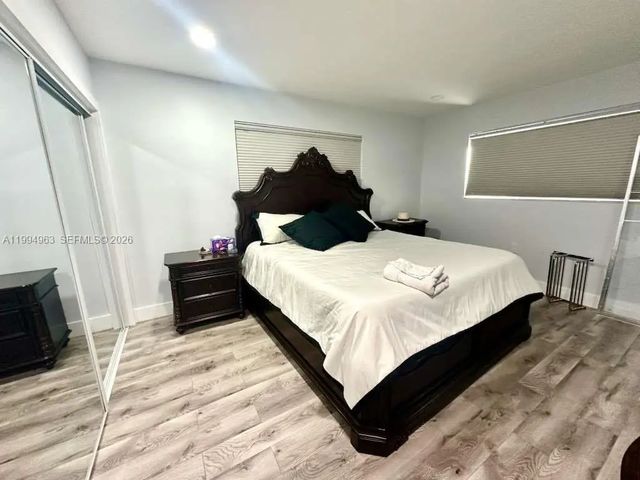 4 of 6 - 628 Sw 6th Avenue, Hallandale Beach, FL