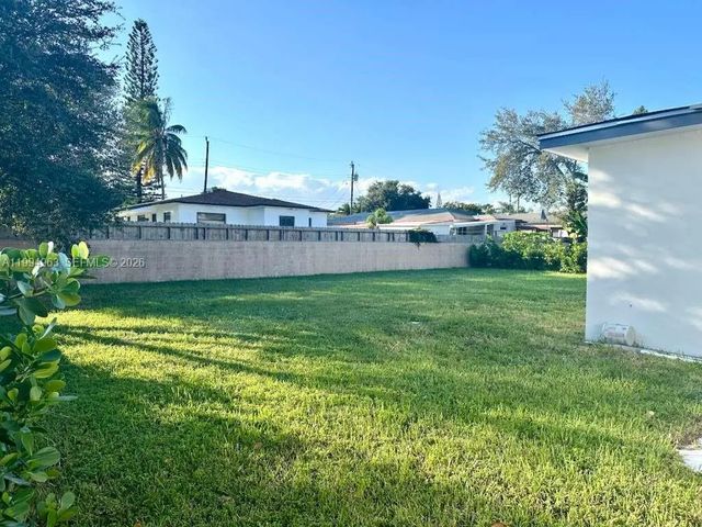 5 of 6 - 628 Sw 6th Avenue, Hallandale Beach, FL