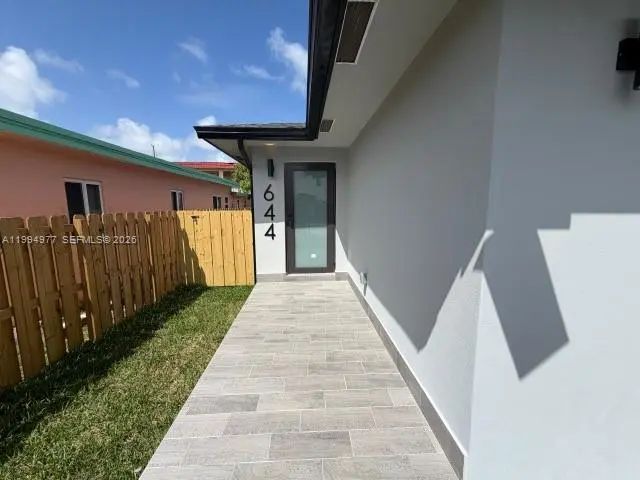 644 Nw 6th Court, Hallandale Beach