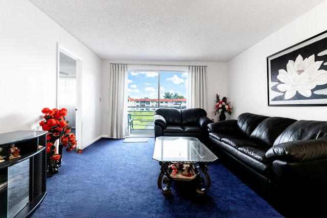 2 of 27 - 2800 Sunrise Lakes Drive W #apt 301, Sunrise, FL