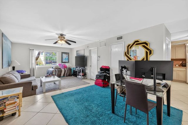 4 of 49 - 12 Ne 19th Court #118a, Wilton Manors, FL