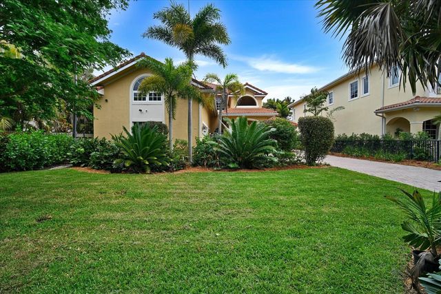 2 of 52 - 881 Se Saint Lucie Boulevard, Stuart, FL