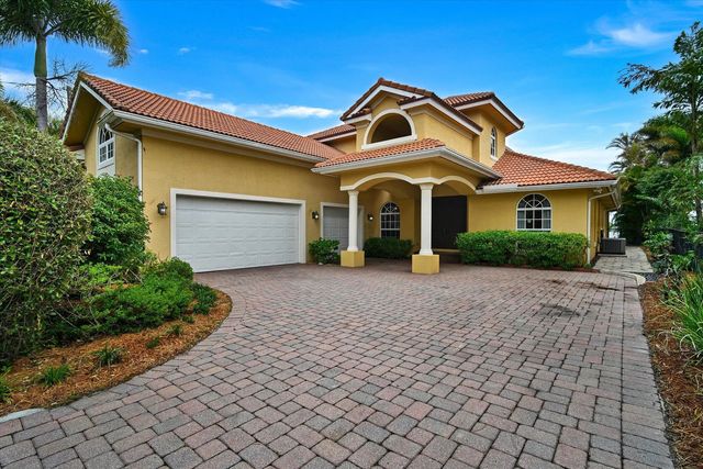 3 of 52 - 881 Se Saint Lucie Boulevard, Stuart, FL