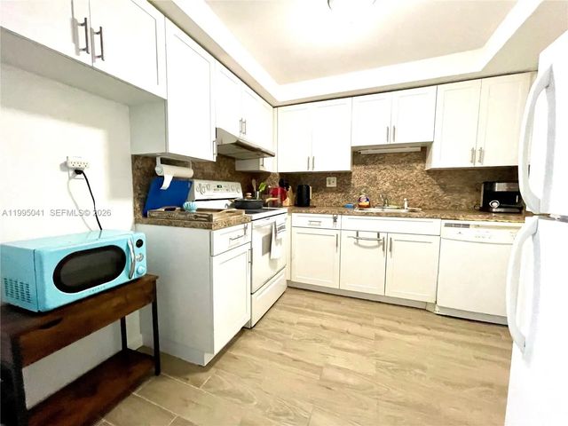 3 of 15 - 1913 S Ocean Drive #129, Hallandale Beach, FL