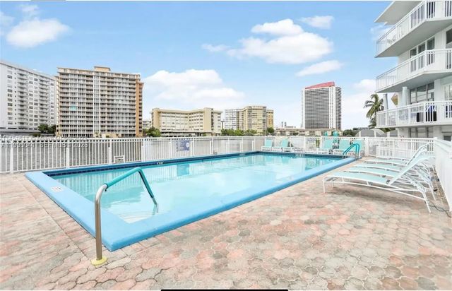 5 of 15 - 1913 S Ocean Drive #129, Hallandale Beach, FL