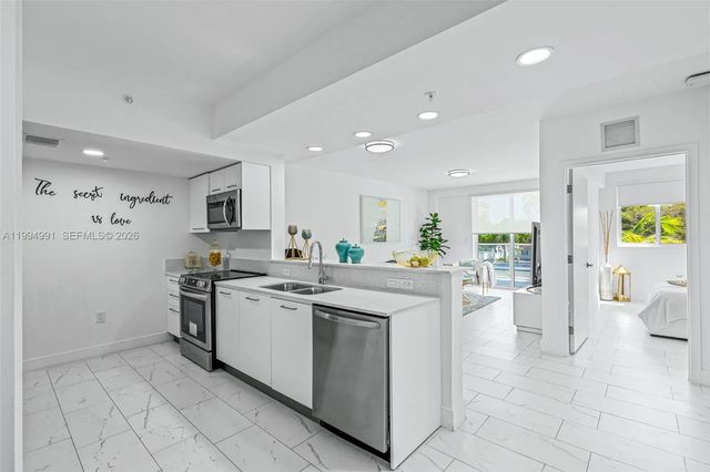 1850 Monroe Street #205, Hollywood