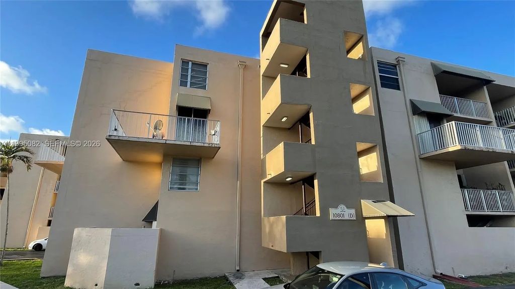 10801 Sw 109th Court #d108, Miami
