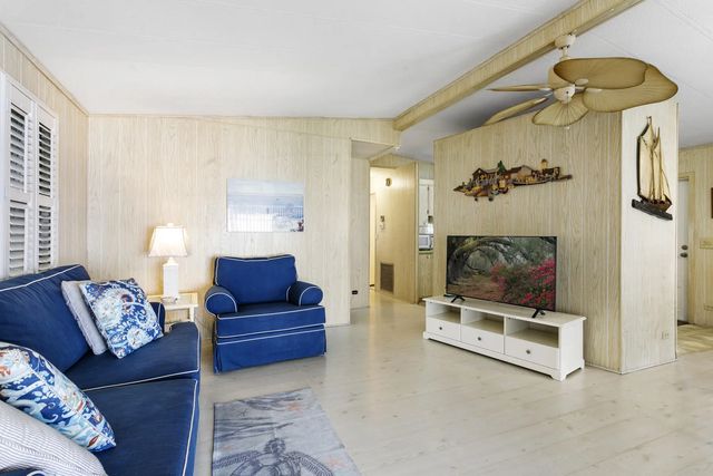 3 of 27 - 18007 Huapi Bay, Boynton Beach, FL