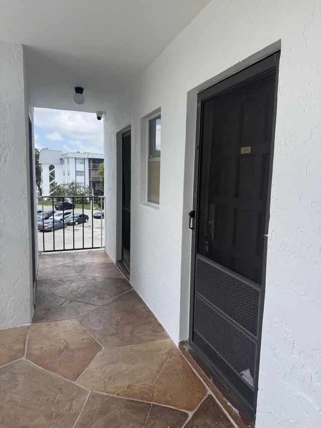 5 of 21 - 6300 S Falls Cir Drive #314, Lauderhill, FL
