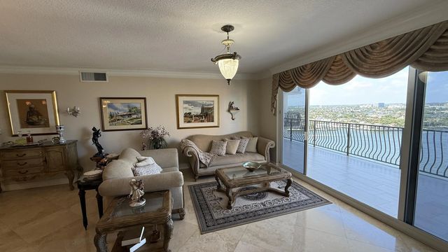 5 of 26 - 100 S Birch Road #1703f, Fort Lauderdale, FL