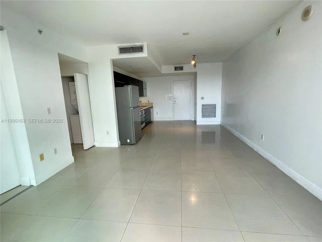 2 of 34 - 90 Sw 3rd Street #1809, Miami, FL