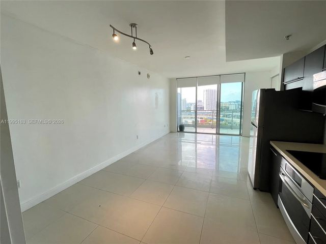 3 of 34 - 90 Sw 3rd Street #1809, Miami, FL
