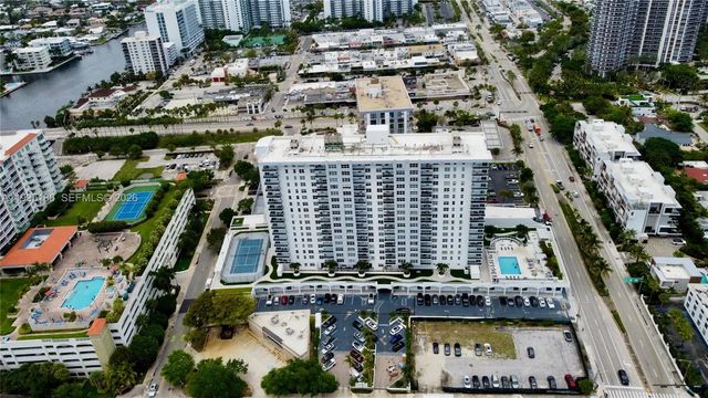 3 of 28 - 3015 N Ocean Boulevard #4l, Fort Lauderdale, FL