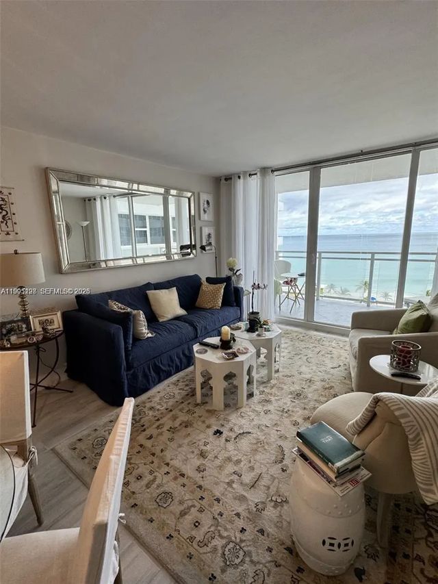 4 of 12 - 2030 S Ocean Drive #815, Hallandale Beach, FL