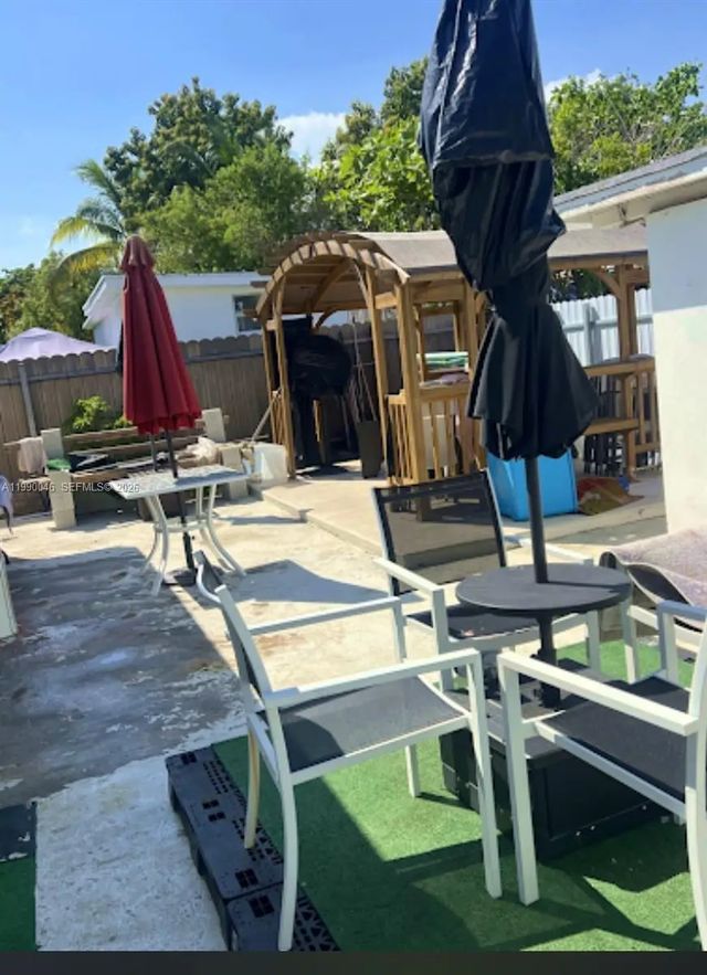 2 of 12 - 2373 Nw 33rd Street, Miami, FL