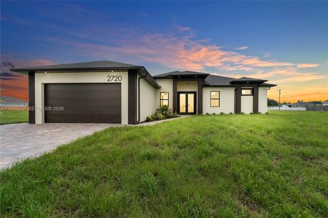 2720 Santa Barbara Boulevard N, Cape Coral