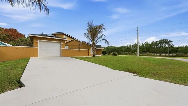 3 of 28 - 2301 Sw Barber Lane, Port St. Lucie, FL