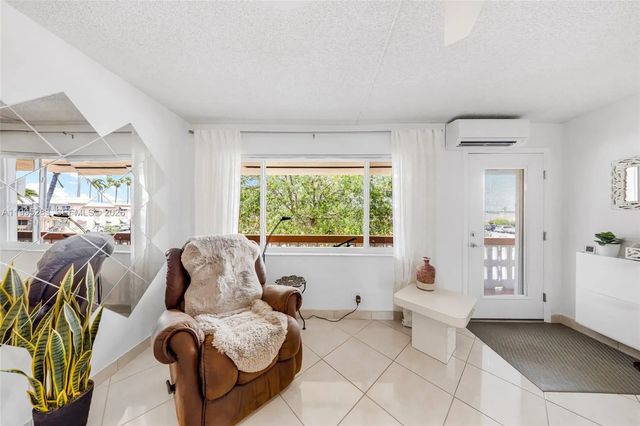 3 of 24 - 1015 Sw 11th Avenue #15k, Hallandale Beach, FL