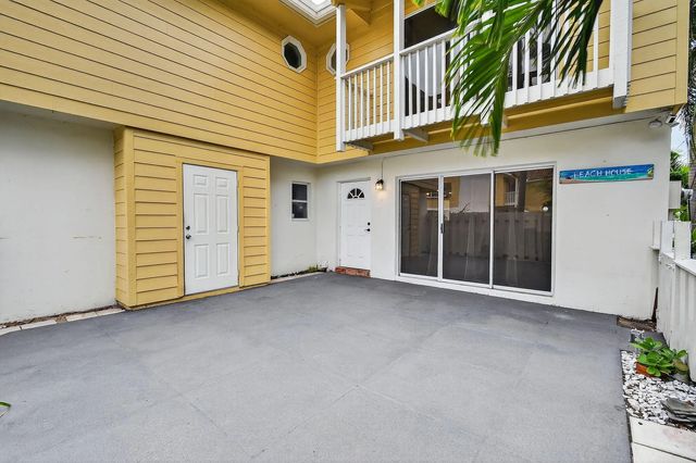 4 of 73 - 170 Seabreeze Circle, Jupiter, FL