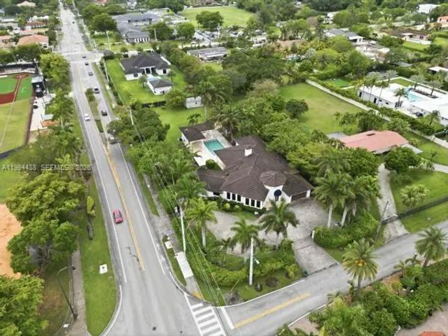 4 of 65 - 6200 Sw 97th Avenue, Miami, FL