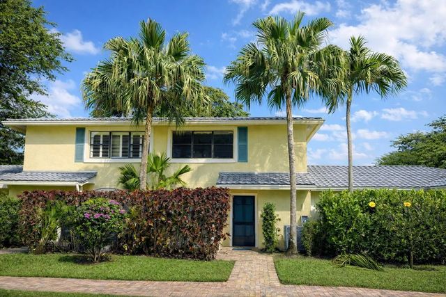 2 of 39 - 4 Westgate Lane #4c, Boynton Beach, FL