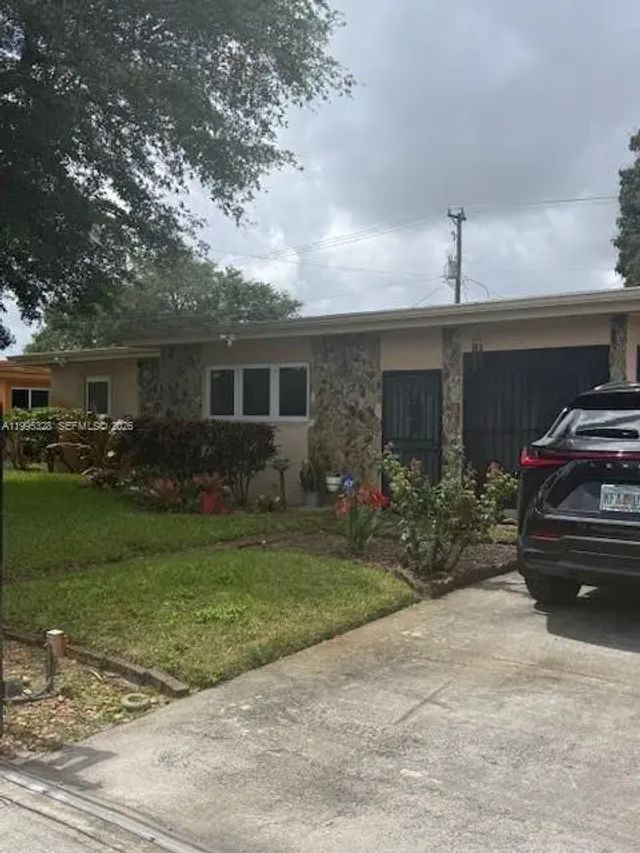 16300 Nw 21st Avenue, Miami Gardens