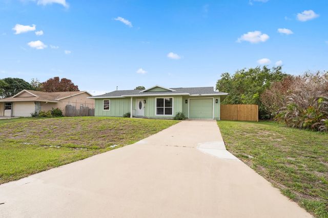 2 of 27 - 452 Sw David Terrace, Port St. Lucie, FL