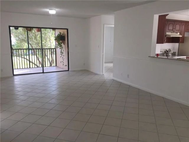 12276 Royal Palm Boulevard #a-7, Coral Springs