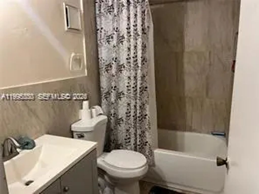 3301 Nw 47th Terrace #113, Lauderdale Lakes