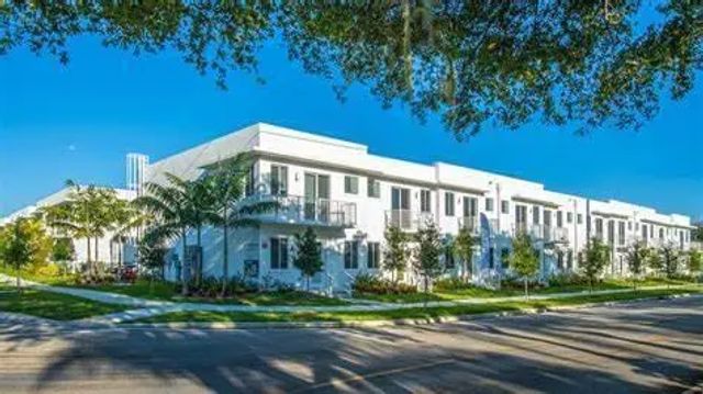 2651 Ne 212th Terrace #107, Miami