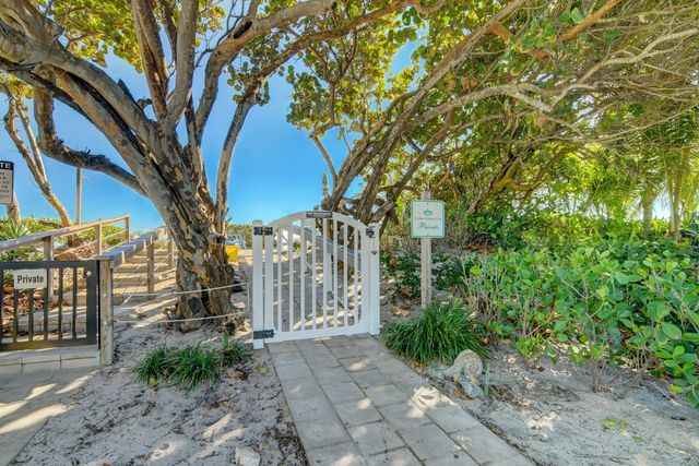 5550 N Ocean Boulevard #107, Ocean Ridge