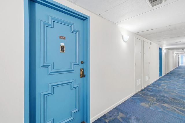 2 of 47 - 4330 Hillcrest Drive #804, Hollywood, FL