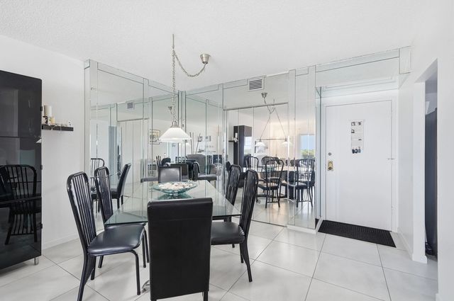 4 of 47 - 4330 Hillcrest Drive #804, Hollywood, FL