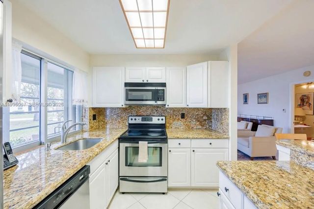 5 of 34 - 9150 Lime Bay Boulevard #110, Tamarac, FL