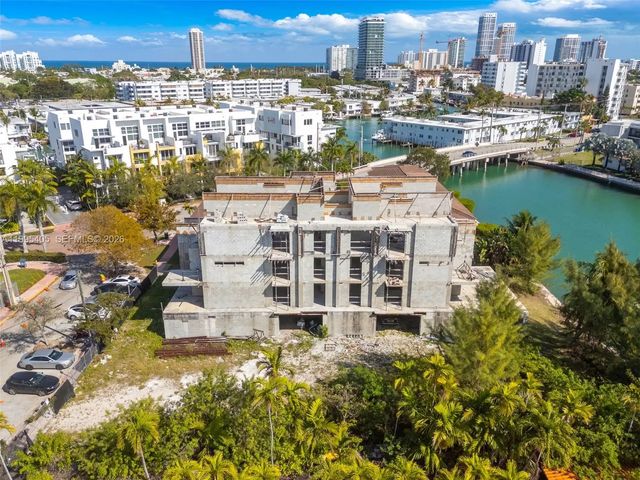 10 S Shore Drive, Miami Beach