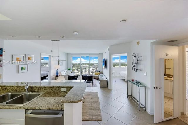 5 of 26 - 19501 W Country Club Drive #2412, Aventura, FL