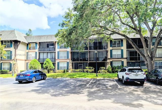 3 of 25 - 3720 Inverrary Drive #1j, Lauderhill, FL