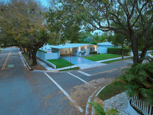 2 of 31 - 747 Avon Road, West Palm Beach, FL